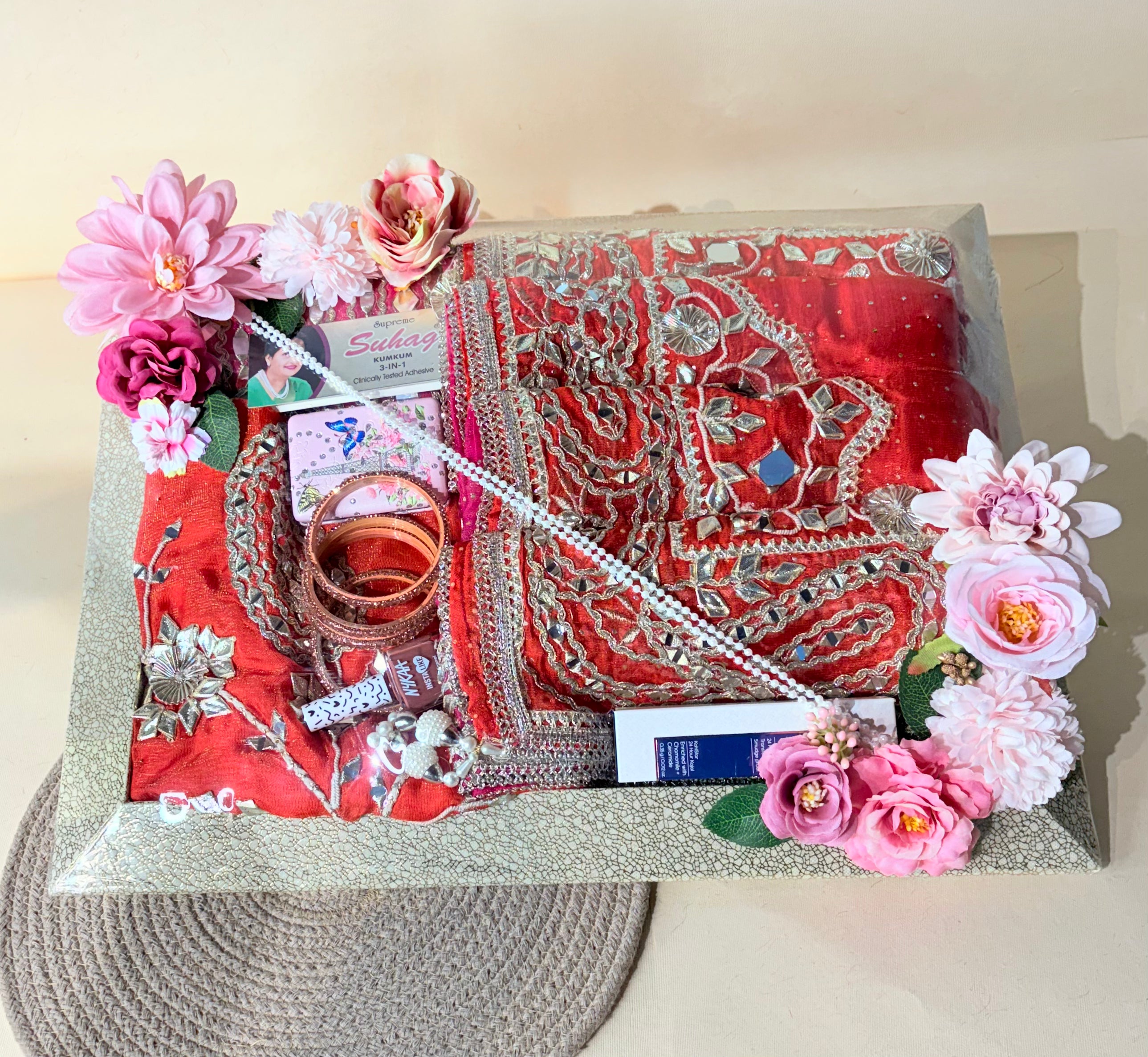 Luxe bloom saree/suit tray